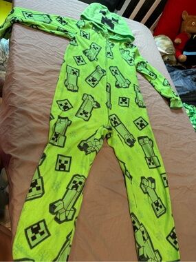 Kids Green Creeper Minecraft One-Piece Hooded Pajamas